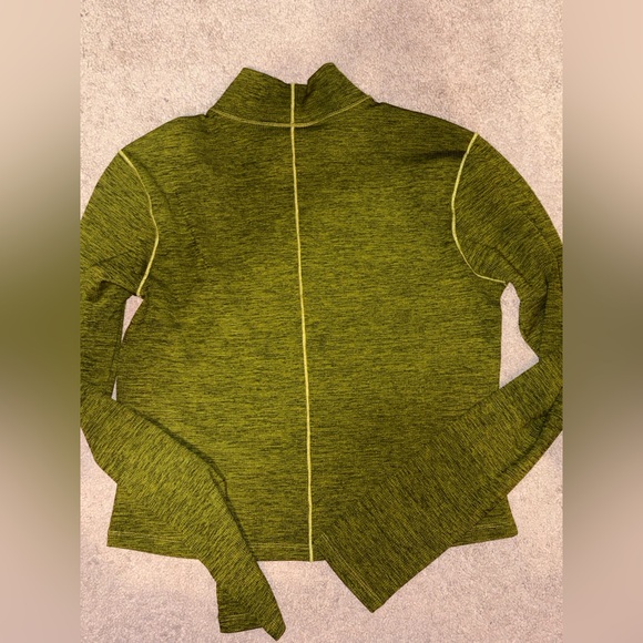 Columbia Heritage Green Turtleneck Top - Picture 4 of 5